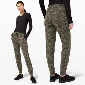 LULULEMON Ready to Rulu Jogger 29" Size 2 Heritage Camo Dark Olive Green Twill